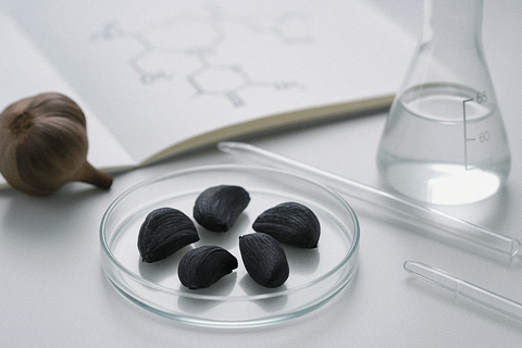 Inhaltsstoffe von schwarzem Knoblauch