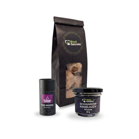 Knoblauch Allrounder Set mit frischen Knollen, cremigem Mousse und aromatischem Pulver für besondere Geschmackserlebnisse.