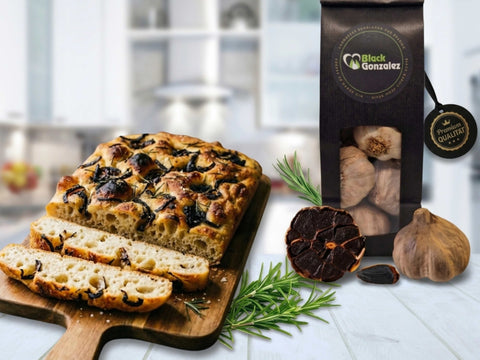 Rezept Focaccia mit schwarzem Knoblauch