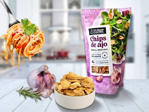 Crunchige Knoblauch-Chips als Topping