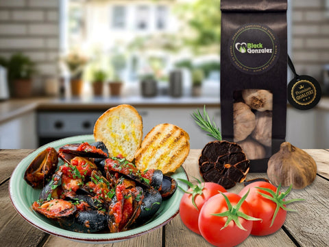 Spanische Miesmuscheln mit schwarzem Knoblauch Rezept