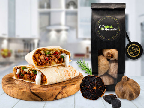 Burritos mit schwarzem Knoblauch