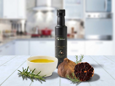 Schwarzer Knoblauch Öl – mediterraner Genuss mit spanischem Picual-Olivenöl