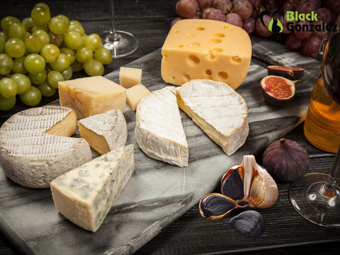 Käse mit schwarzem Knoblauch Rezepte