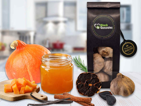 Schwarzer Knoblauch in Hokkaido Kürbismarmelade