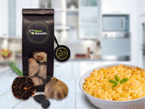 Mac and Cheese mit schwarzem Knoblauch