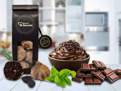Mousse au Chocolat mit schwarzem Knoblauch Rezept