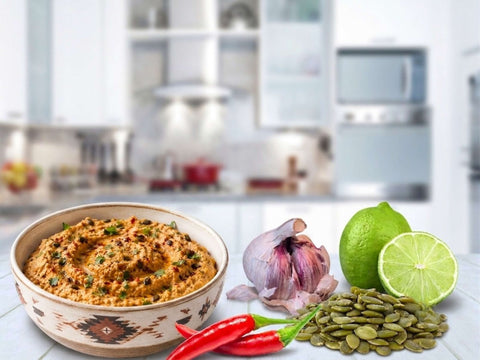 Sikil Pak – Der traditionelle Kürbiskern-Dip der Maya mit frischem Knoblauch