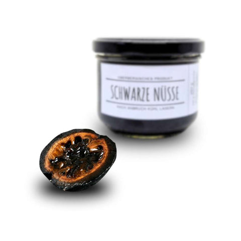 Schwarze Nüsse