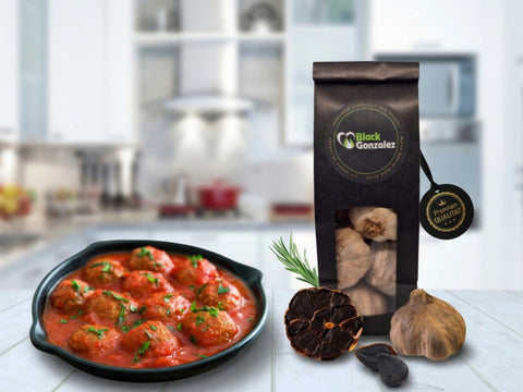 Albóndigas mit schwarzem Knoblauch Rezept