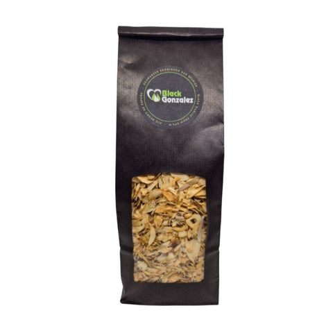 Getrockneter und geschnittener violetter Knoblauch in schwarzer Tüte mit Sichtfenster und Black Gonzalez Logo