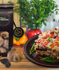 Moussaka mit schwarzem Knoblauch